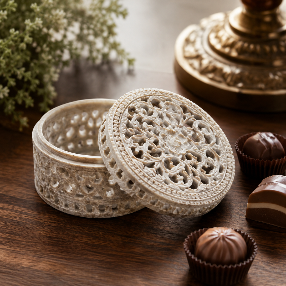 Royal Floral Carving Marble Box – handmade product view 4
